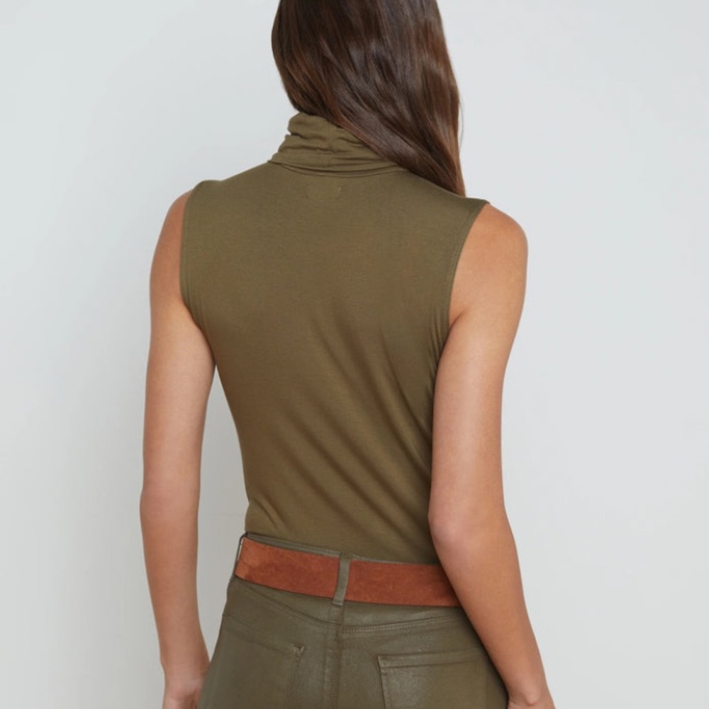 NWT L'AGENCE Ceci Sleeveless Turtleneck Top in Pine Size M - Picture 2 of 11